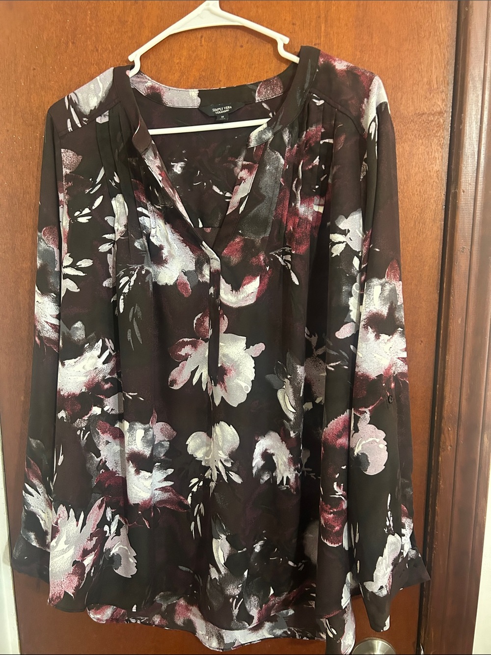 Simply Vera Vera Wang Black Floral Blouse with Burgundy and White Accents